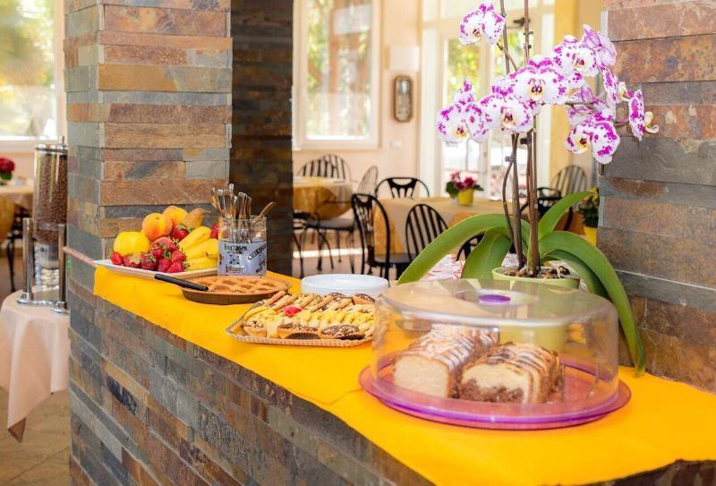 Hotel Villa Aurora Latina Ngoại thất bức ảnh