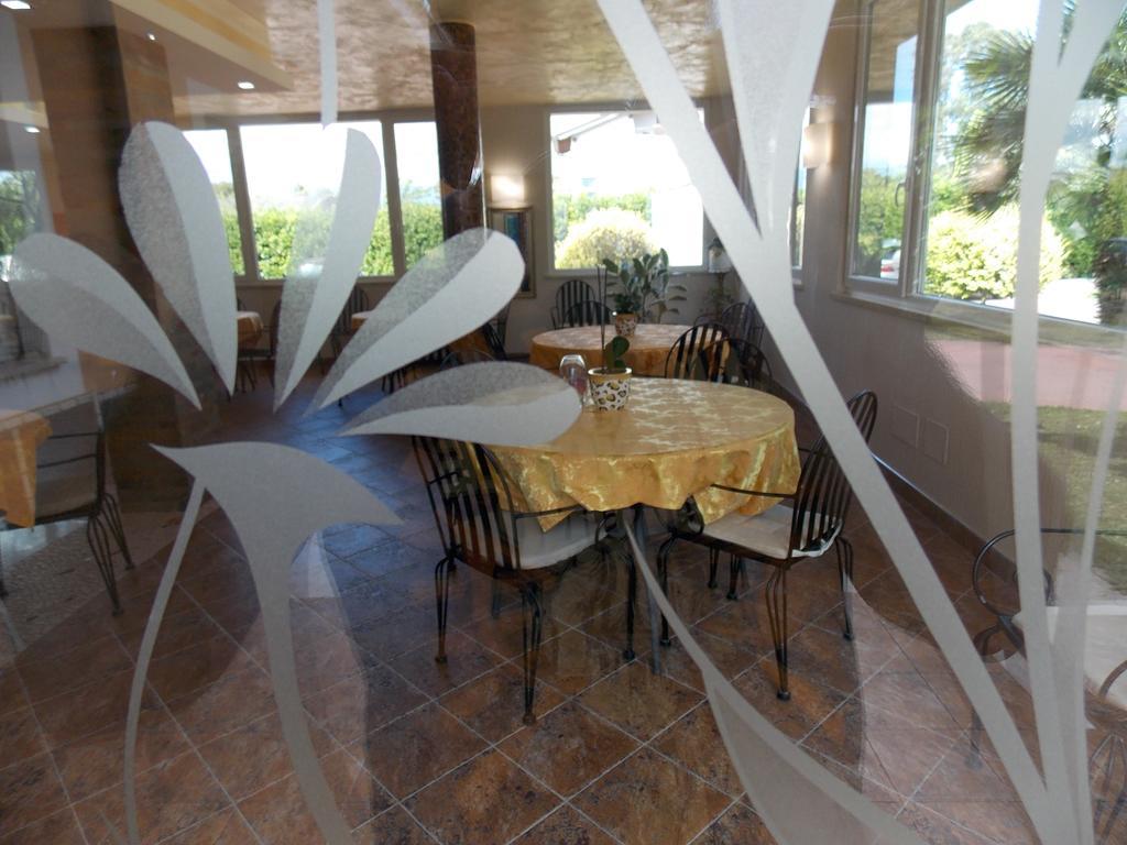 Hotel Villa Aurora Latina Ngoại thất bức ảnh