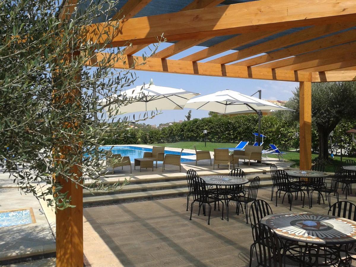 Hotel Villa Aurora Latina Ngoại thất bức ảnh